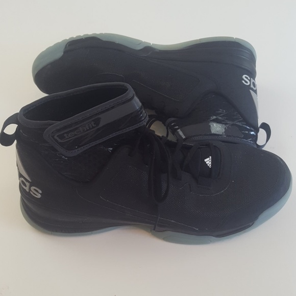 adidas Other - Addidas Basketball Shoes Dual Threat Sz 12.5 A1